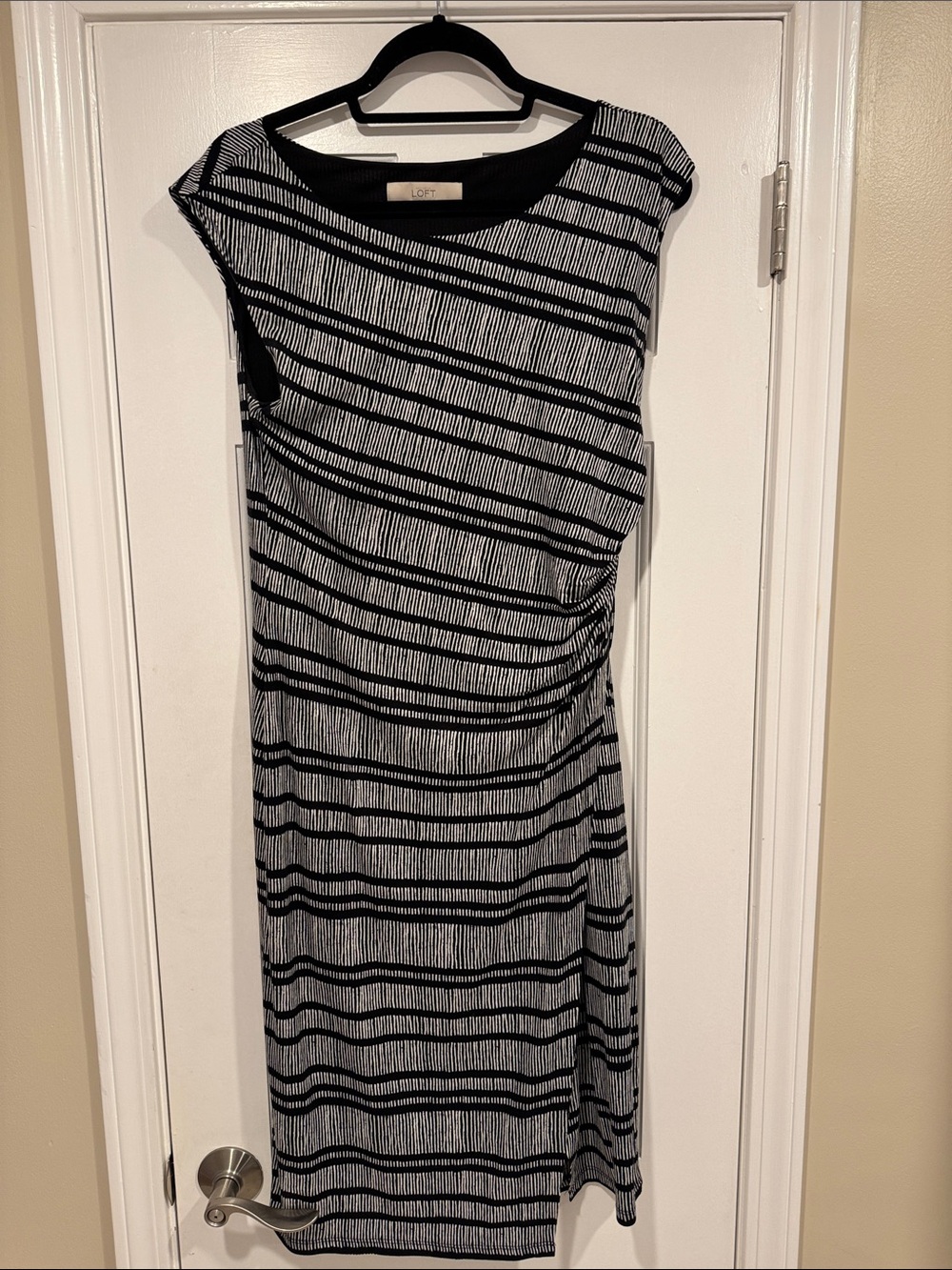 Loft Black & White Knit Dress. Size M.